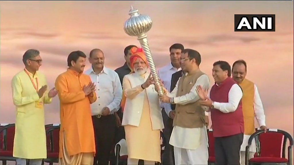 The event has been organised by the Dwarka Shri Ram Leela Society at the DDA Ground in Dwarka Sector 10.