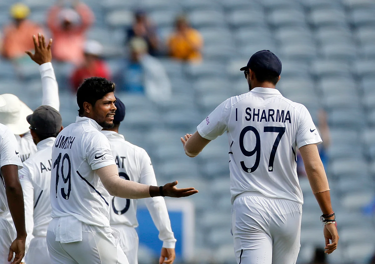 Ishant Sharma and Umesh Yadav bowled five apiece upfront followed by one over from Shami.