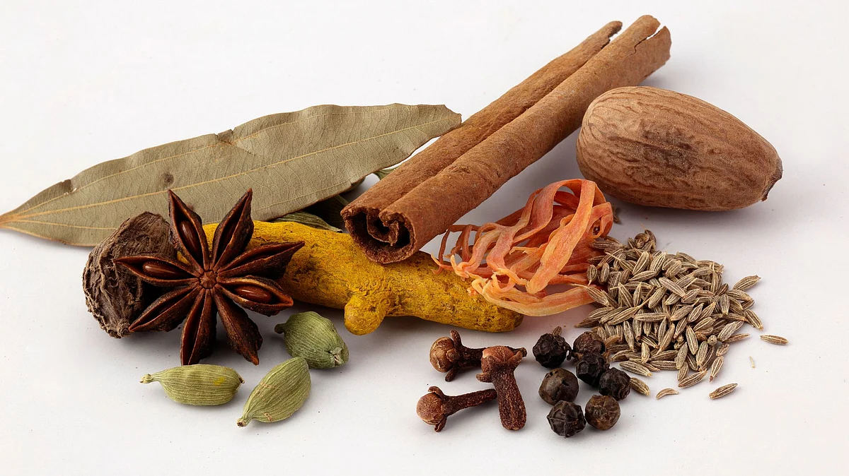 This Diwali, Ditch the Mithais and Gift Someone Better Health