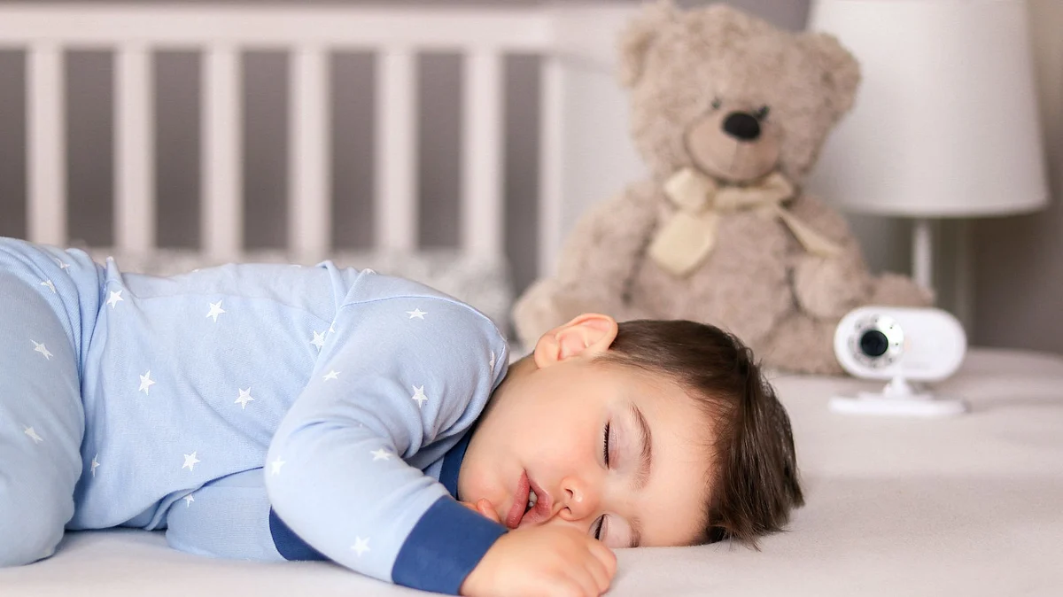 The prototype device, called BreathJunior, tracks breathing as well as the baby’s movements. It can also pick up the sound of a baby crying.