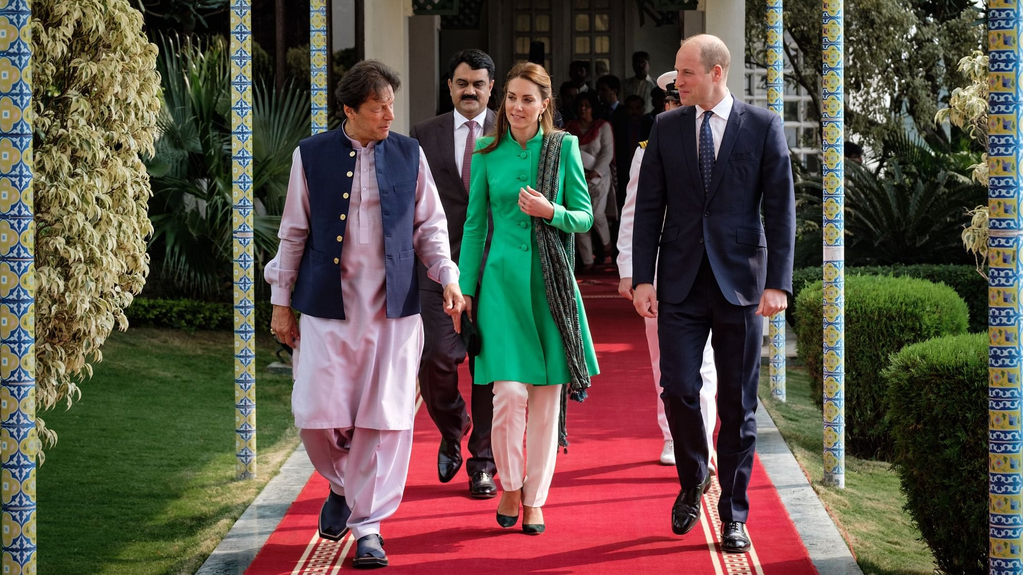 Pakistan’s foreign minister said that the couple will travel across the country and meet various people.