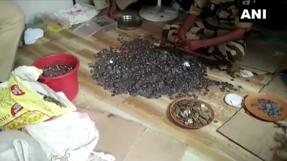 Fixed deposits worth Rs 8.77 lakh across several banks and at least Rs 1.5 lakh in coins was how much a Mumbai beggar was found to be in possession of, post his death.