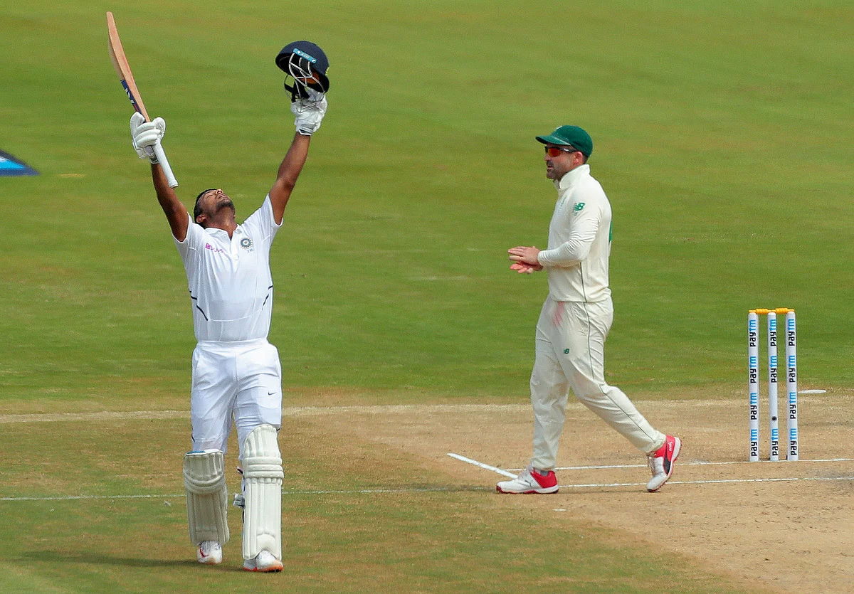Mayank Agarwal’s Double Century Takes India to 450/5 at Tea