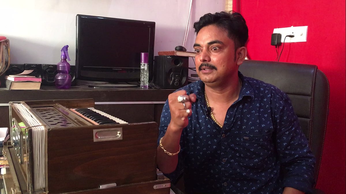 Animated and dramatic, Pawan is less vitriolic than Acharya and Krishnavanshi, but the fundamentalism or ‘kattar-ta’ in his lyrics is unabashed.&nbsp;