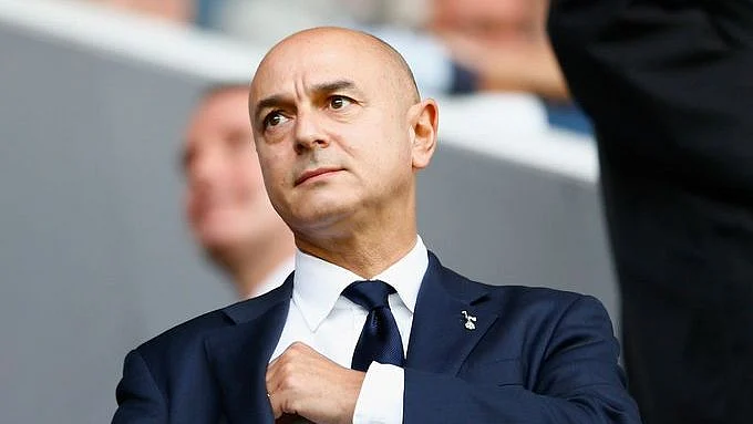 Daniel Levy, the chairman of Tottenham Hotspur, has been at loggerheads with Mauricio Pochettino for long now.