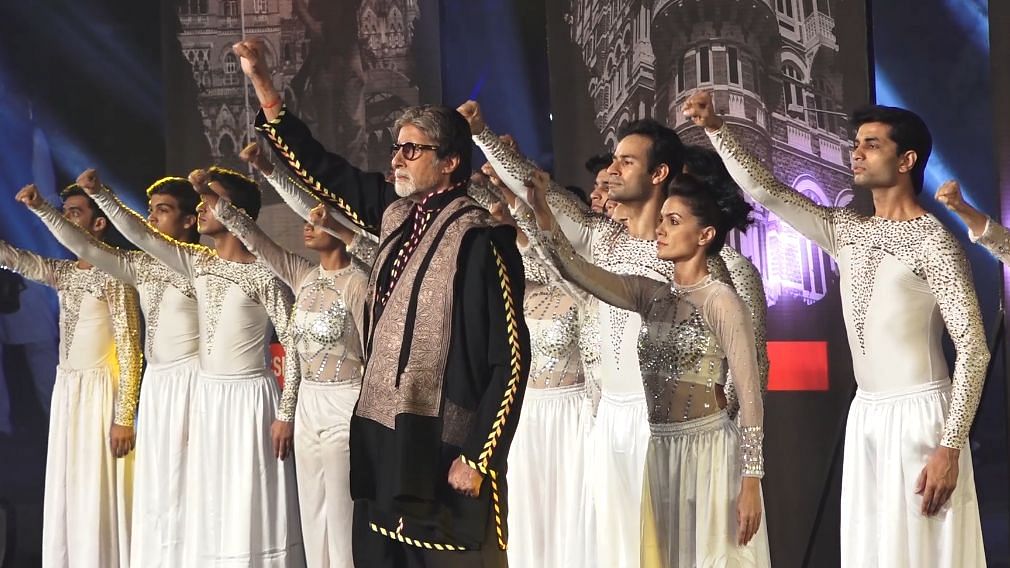 Amitabh Bachchan Pays Tribute To the 26/11 Martyrs