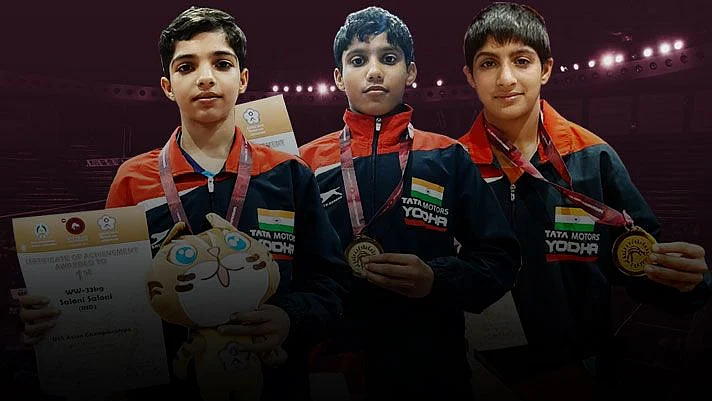 Both both Saloni (33kg) and Babli (36kg) performing brilliantly to finish on the top podium.