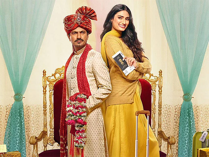 A still from <i>Motichoor Chaknachoor</i>.