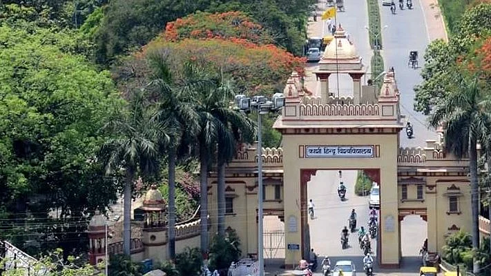 Tension prevailed on the campus of the Banaras Hindu University (BHU) on Tuesday, 19 November, after a photograph of nationalist leader Veer Savarkar was defaced.