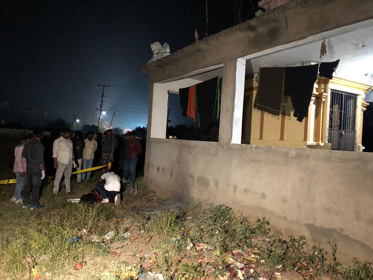 The woman’s dead body was found behind a temple at Fort Road in Saidulgatta in Shamshabad.