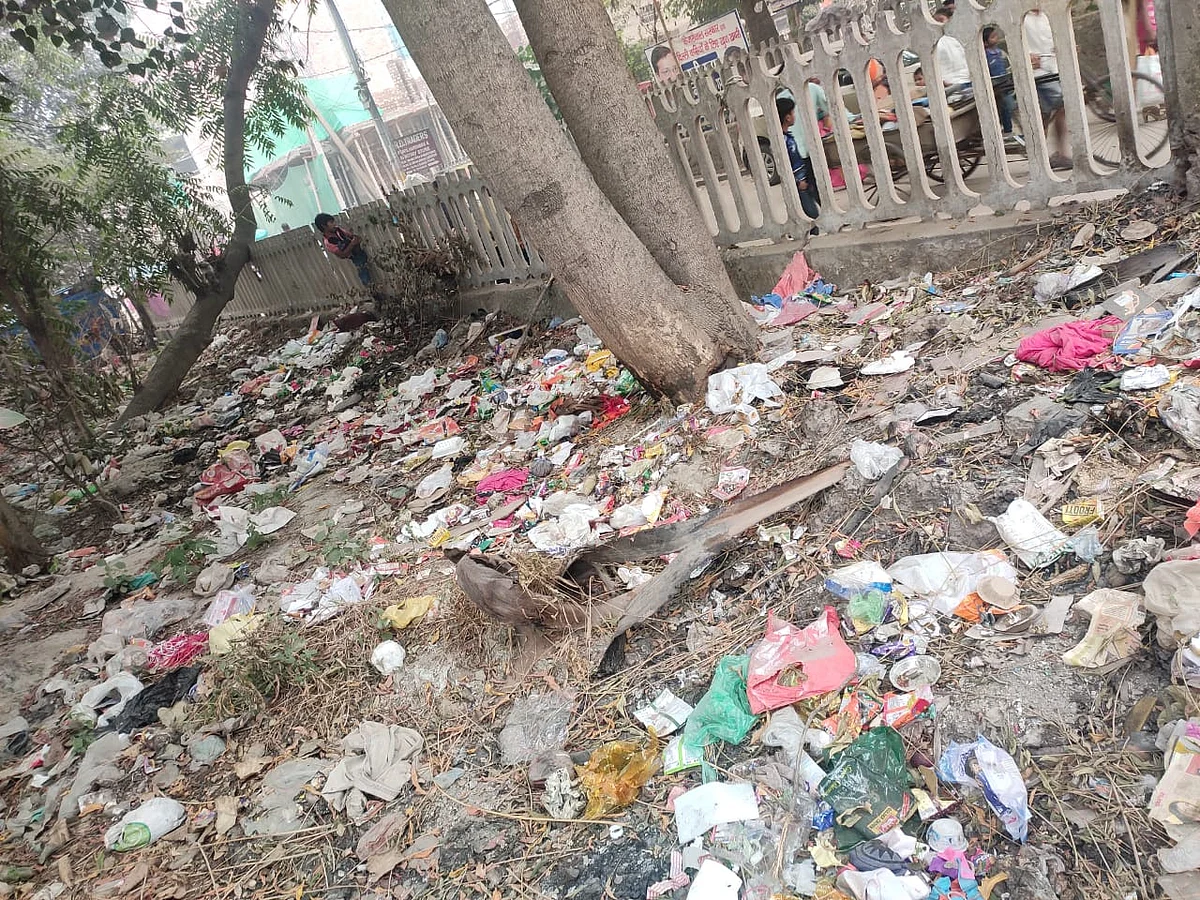 Garbage piled up in Sector 18, Rohini.