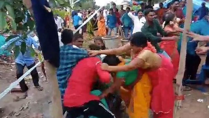 The bride and groom’s family members threw chairs at each other during wedding celebrations in Telangana’s Suryapet district.