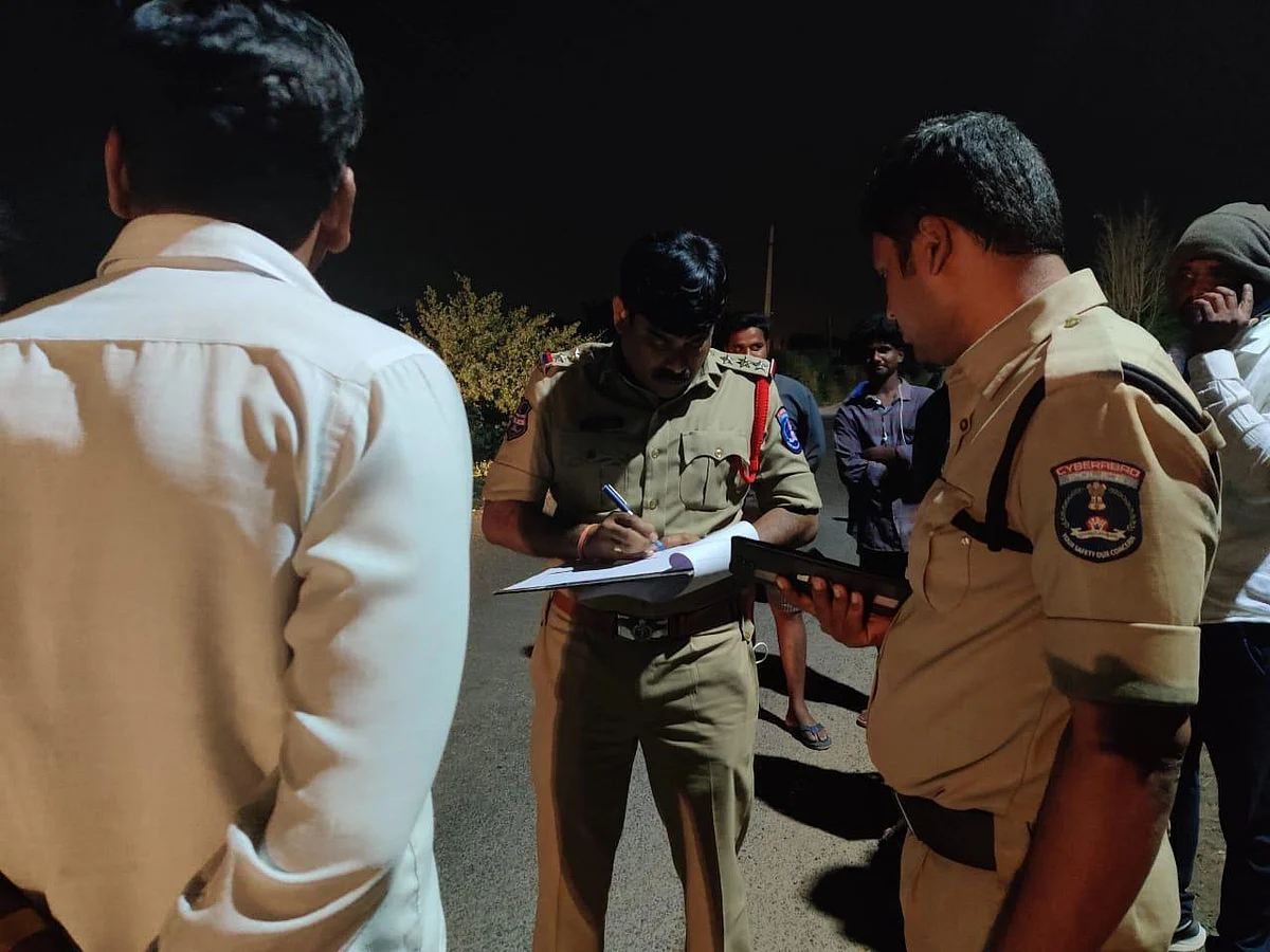Inspector P Vijay Kumar forming teams to investigate the case at the spot.