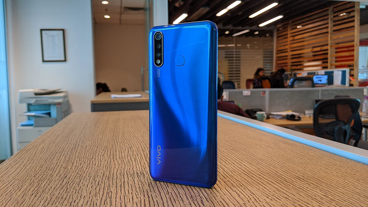 Clean looking design of the back panel on the phone.