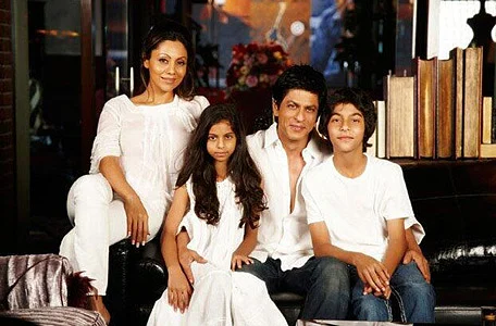 Shah Rukh and Gauri Khan with Aryan and Suhana. 