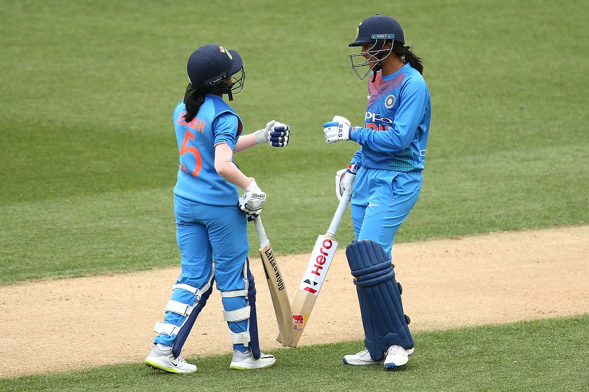 Comeback-girl Smriti Mandhana and Jemimah Rodrigues hit contrasting half-centuries to lead the Indian women’s team to a 2-1 series victory.