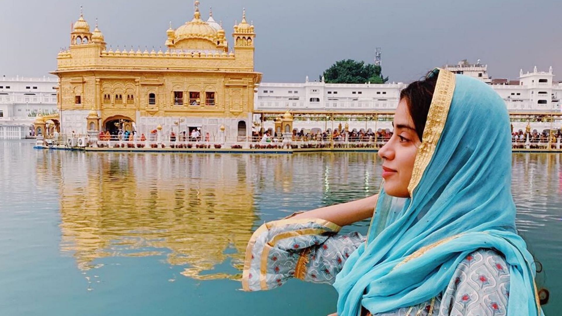 Janhvi Kapoor at the Golden Temple in Amritsar.