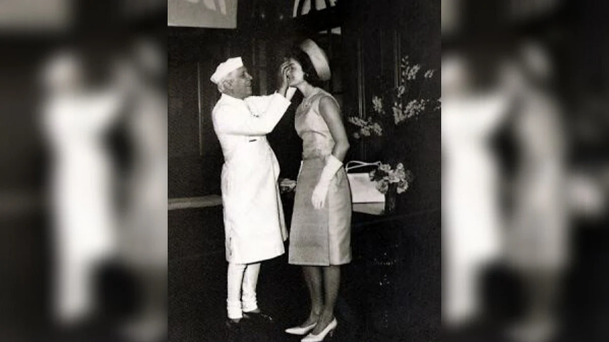How Old & Unrelated Images of Nehru Became Fake News Fodder, Again