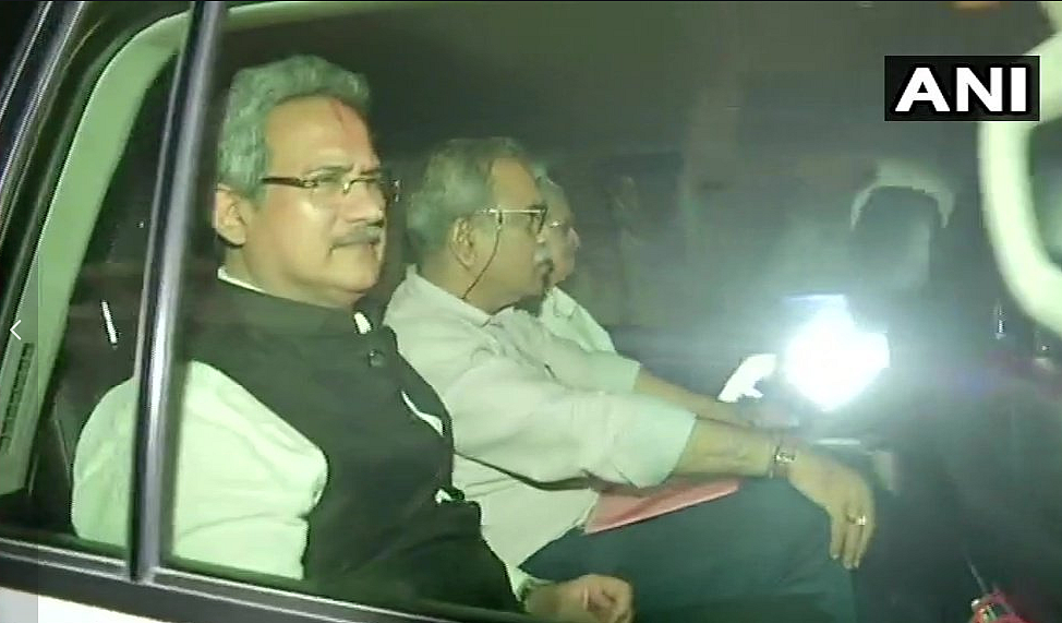 Uddhav to Take Oath as CM, NCP Gets Deputy CM, Speaker from Cong