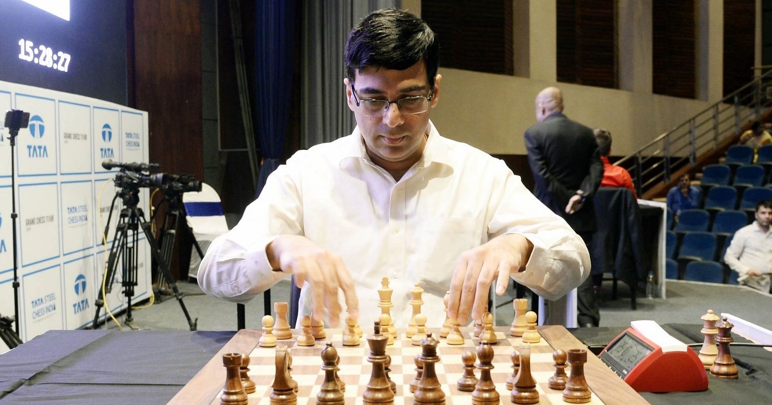 World Chess Championship: Pressure on Anand to push for victory against  Carlsen - Hindustan Times