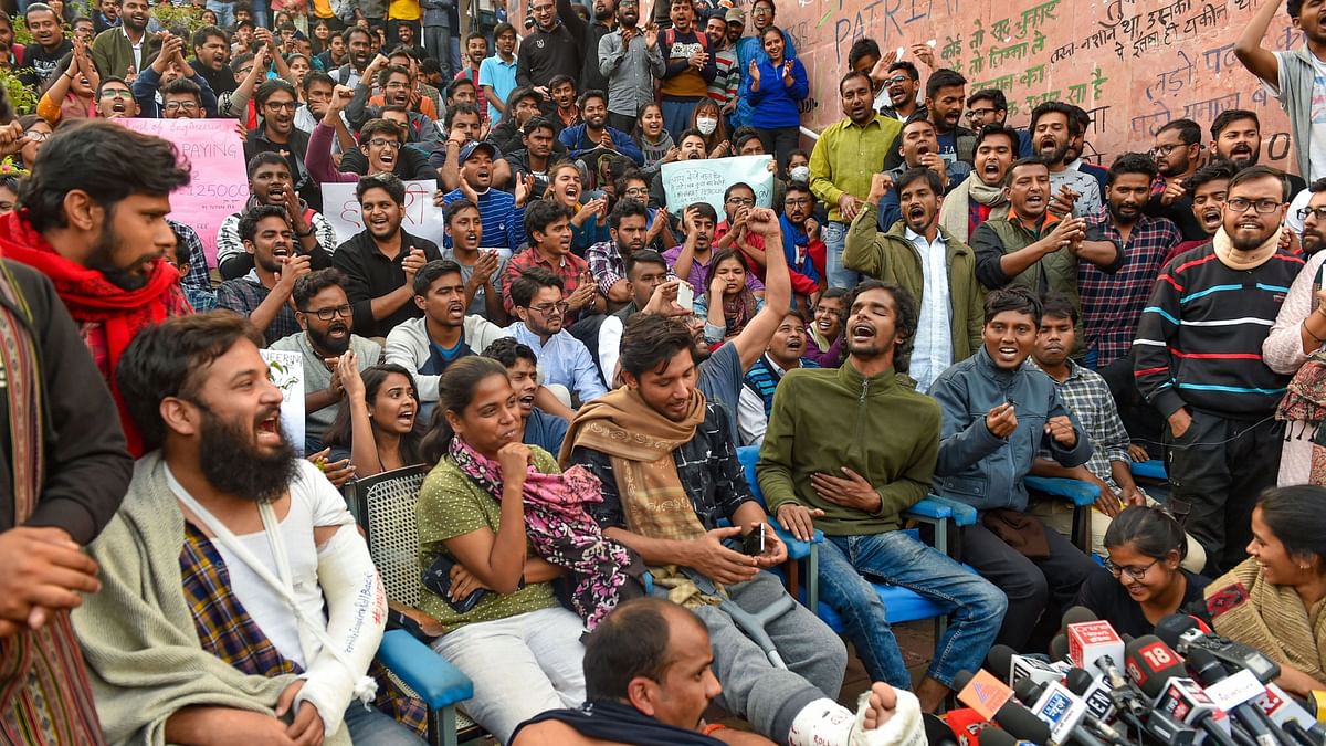 JNU Students Boycott End-Semester Exams as No Headway With VC Yet