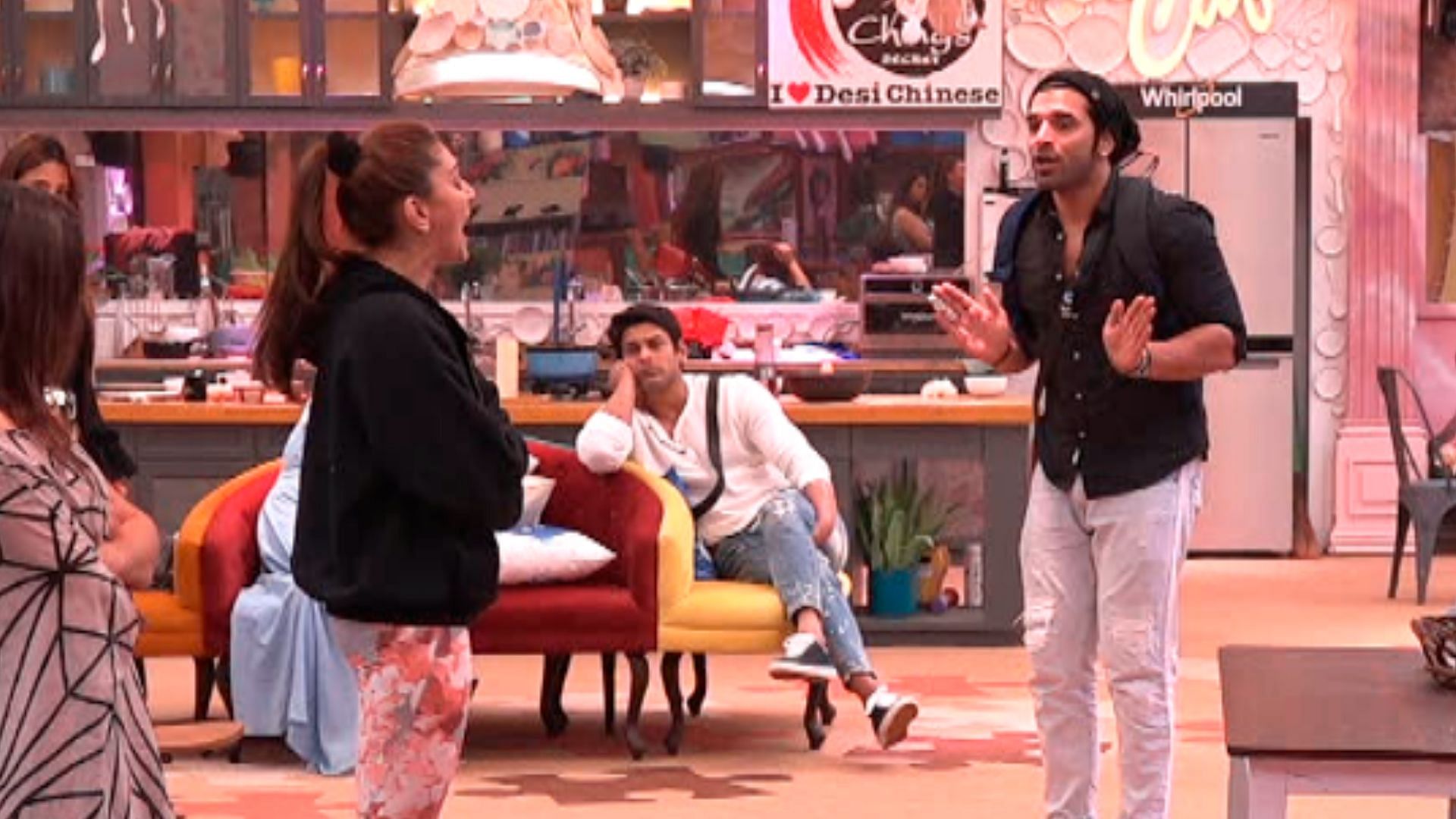 Shefali and Paras got into a full-blown fight in the <i>Bigg Boss </i>house.