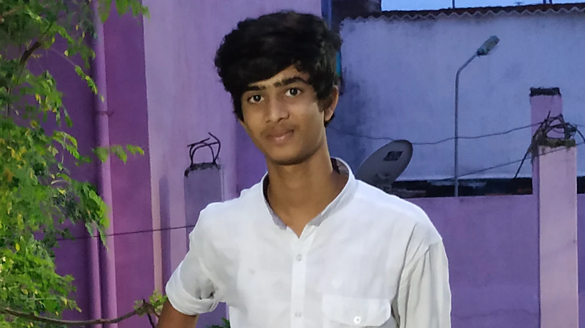 Altaf wants to become a filmmaker.