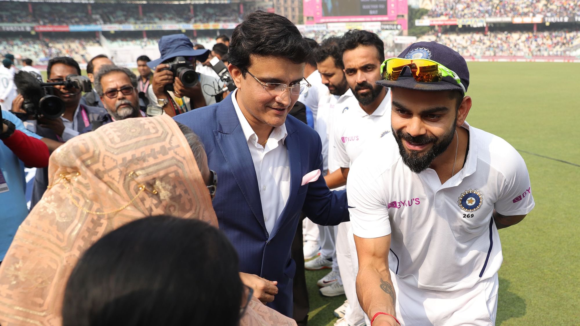 BCCI President Sourav Ganguly introduces Virat Kohli to the dignitaries ahead of the Pink-Ball Test in Kolkata.&nbsp;