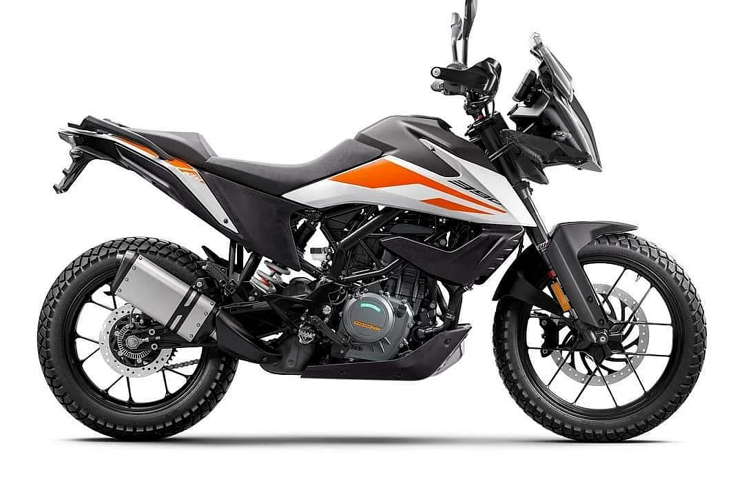Side look of the KTM 390 Adventure.
