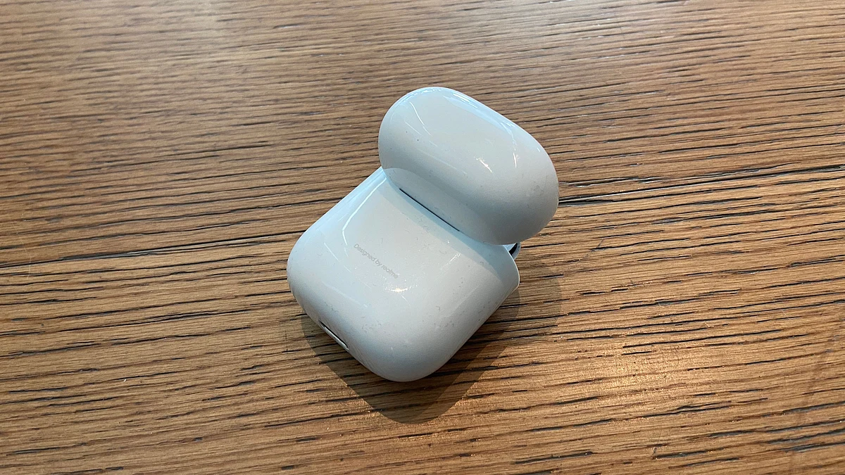 The charging case for the Realme Buds Air.