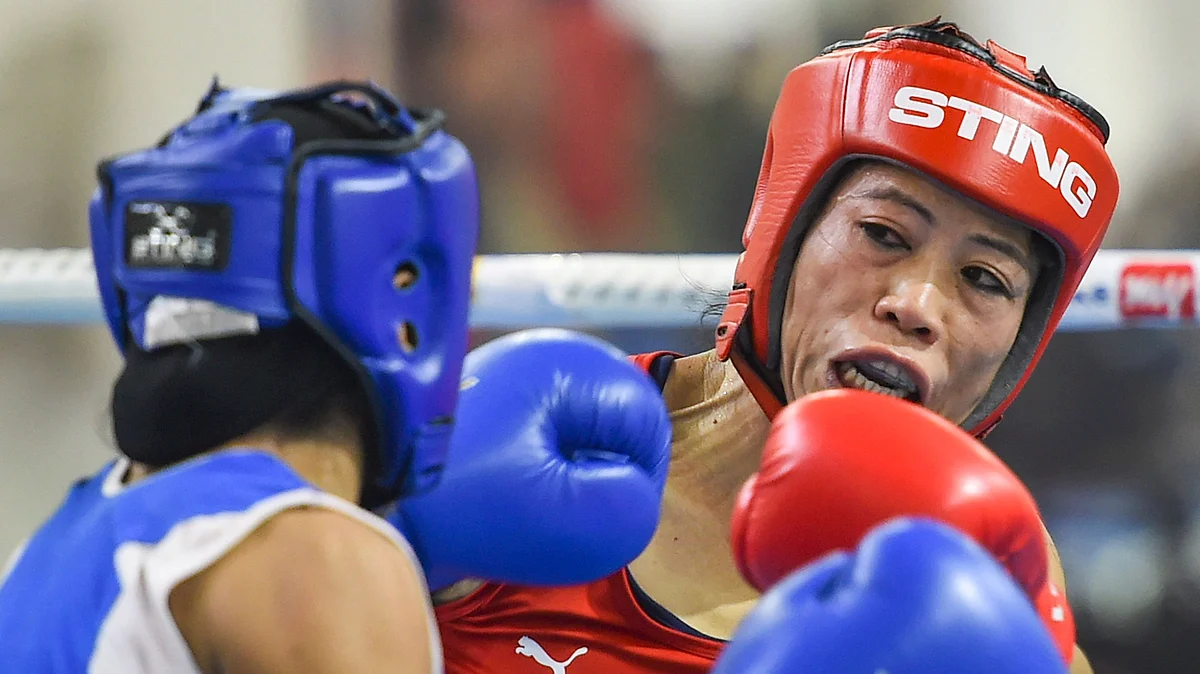 Mary Kom beat Ritu Grewal with an unanimous verdict in the preliminary bout of 51kg.