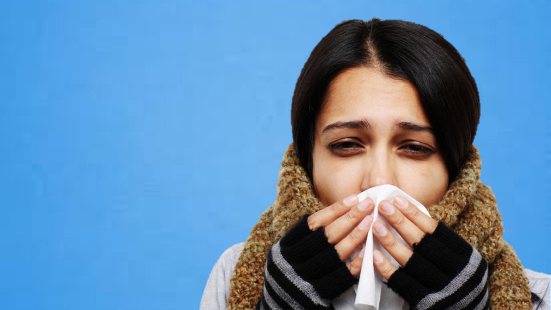A cold presents with a runny nose or congestion.