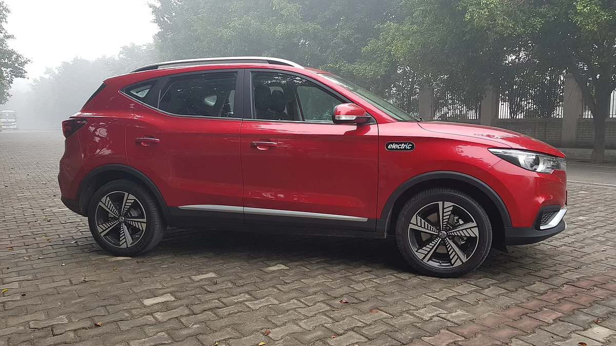 The MG ZS EV has a large “electric” badge on its fenders.