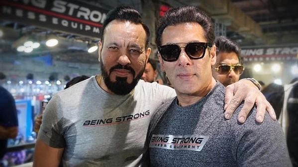 Salman Khan with his bodyguard Shera.