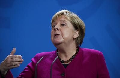 Merkel expresses "deep shame" during visit to Auschwitz