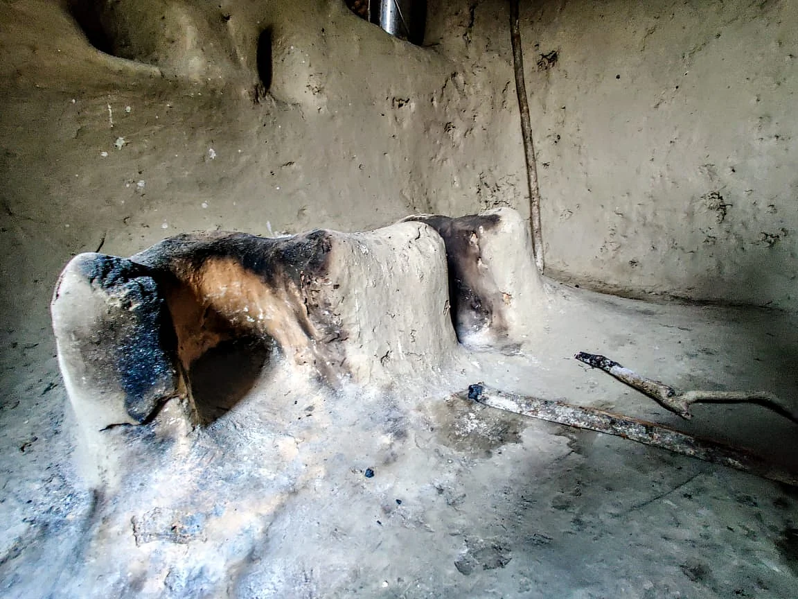 WWhile Khushi liked to cook, she was petrified of lighting the chulha.