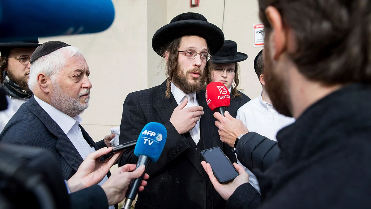Josef Gluck talks to members of the media about how he obstructed the attacker Saturday night at a rabbi’s home, Sunday, 29 December 2019, in Monsey, NY. 