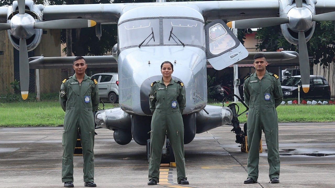 Sub-Lieutenant Shivangi (middle), will join naval operations on completion of operational training here on 2 December.