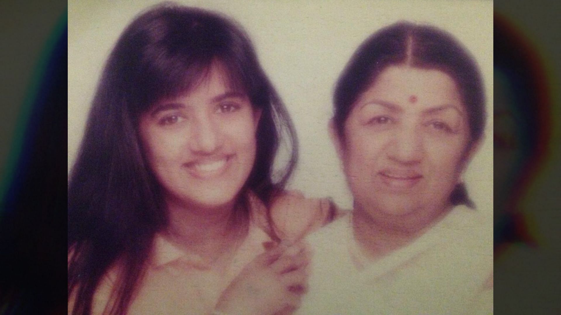 An older photograph of Lata Mangeshkar and her niece Rachna Shah.