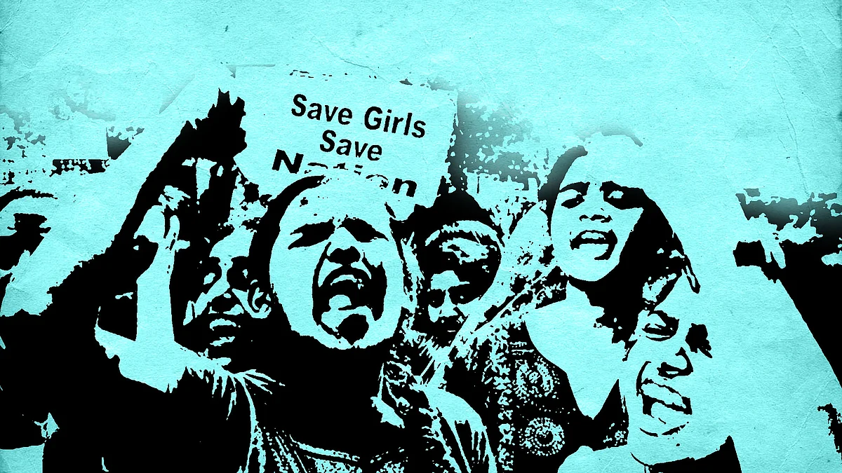 A 20-year-old woman who was allegedly set on fire by her boyfriend’s family members in Raipur, died.