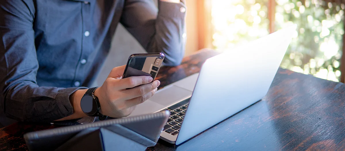 Whether you’re at home, in office or any other closed space, with Wi-Fi calling, you will now get amazing signal indoors. 