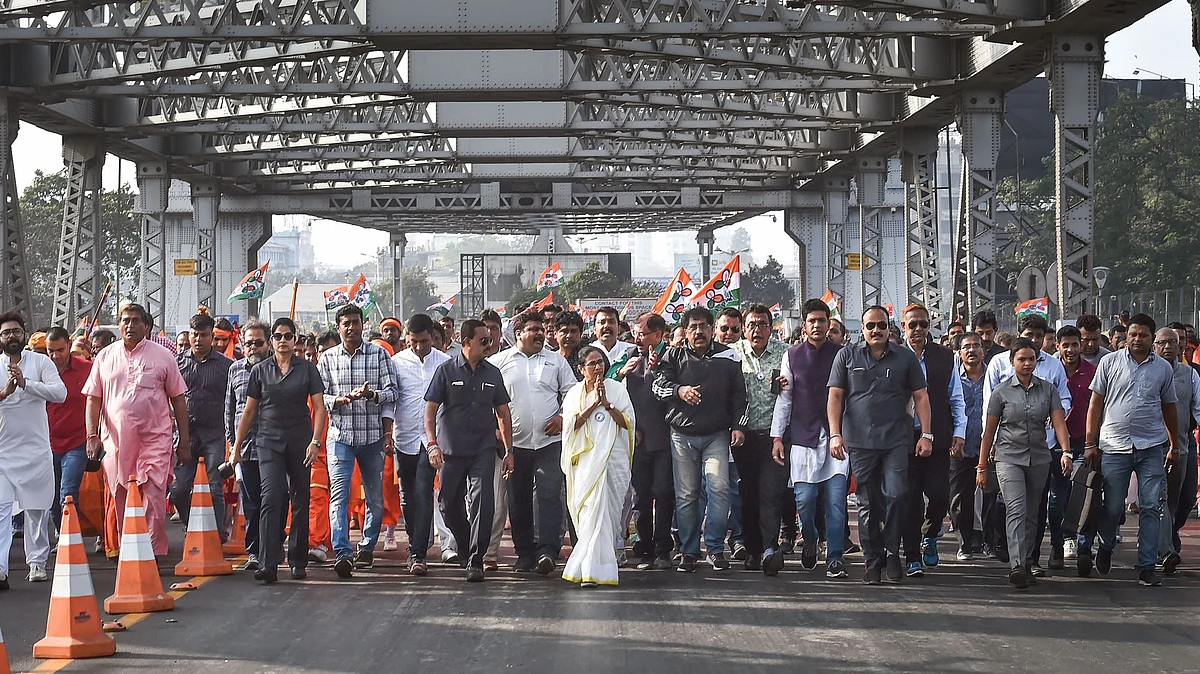 Mamata Banerjee (center) at a protest march in Kolkata.