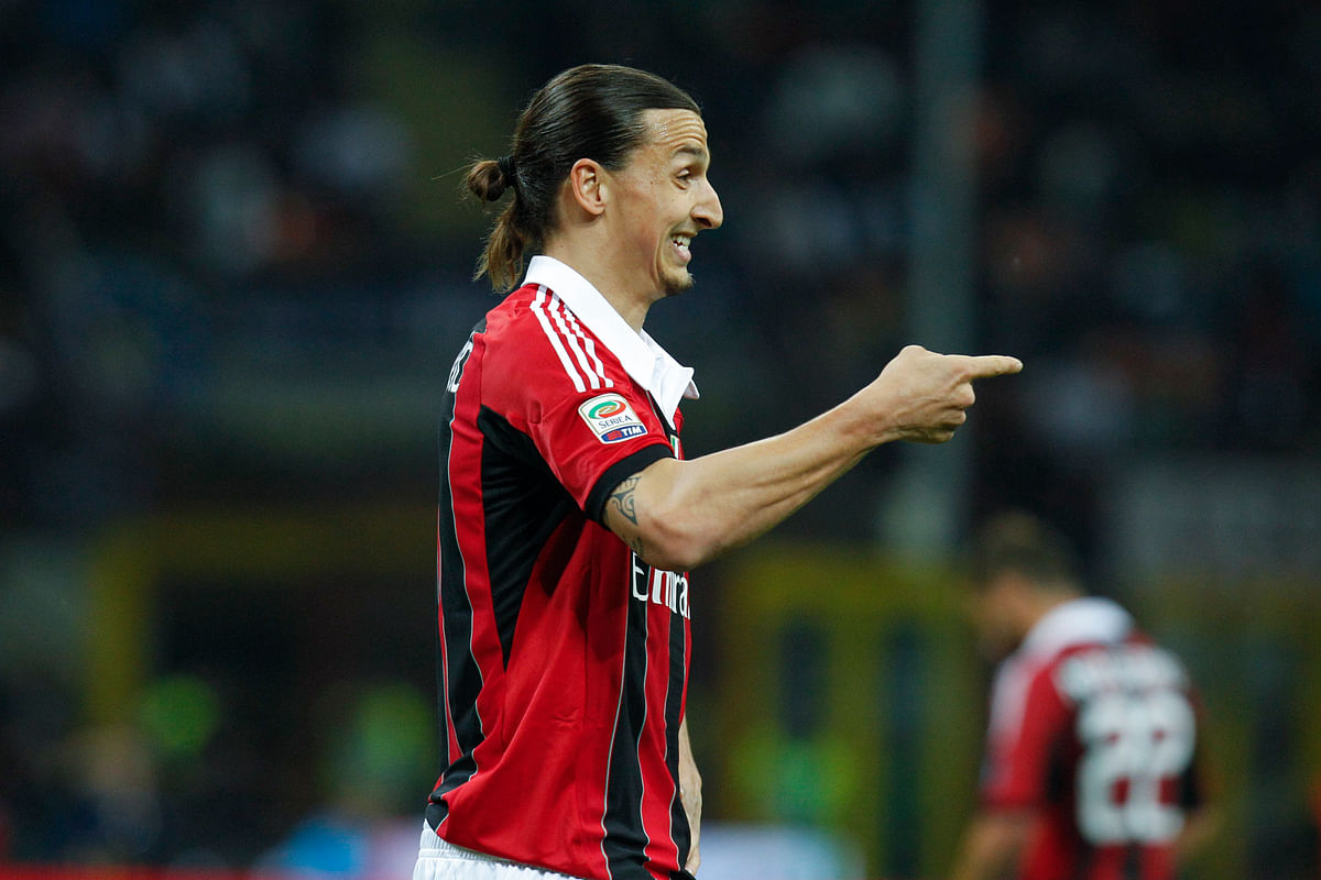 Veteran striker Zlatan Ibrahimovic is returning to help his struggling former club AC Milan.
