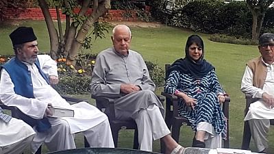 File image of National Conference chief Farooq Abdullah and PDP leader Mehbooba Mufti.