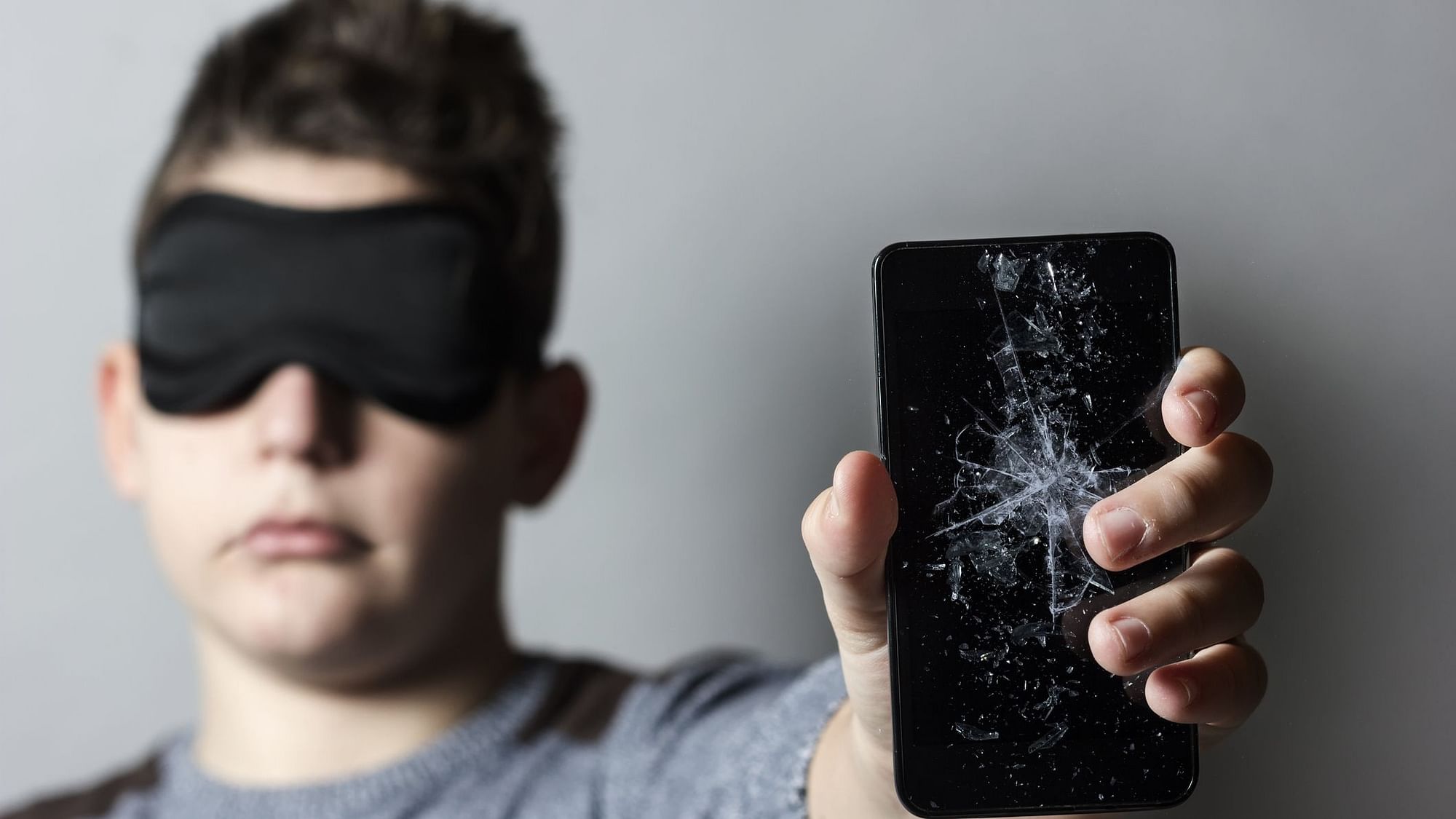 Ever wondered how will you explain an image from your phone to a blind man?