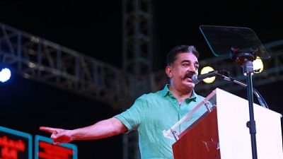 Puducherry: Makkal Needhi Maiam (MNM) President Kamal Haasan addresses during a party rally in Puducherry, on March 31, 2019.&nbsp;