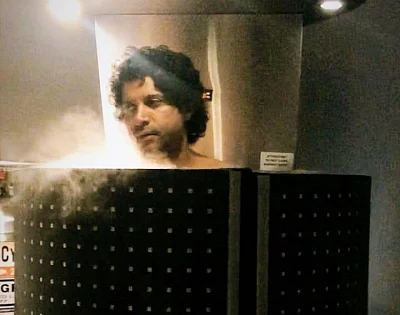 Farhan, Shibani have freezing