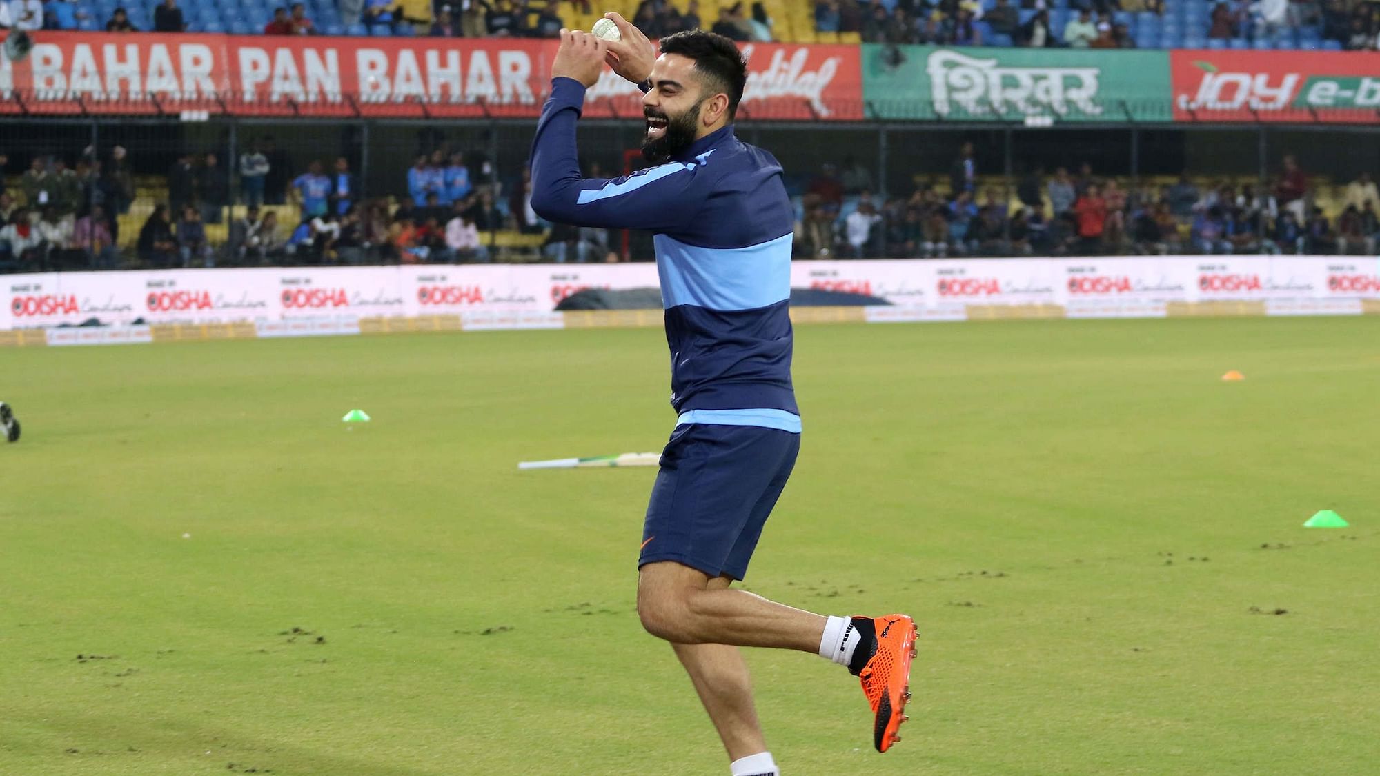 India skipper Virat Kohli was seen trying out Harbhajan Singh’s bowling action ahead of the 2nd T20I between India and Sri Lanka.