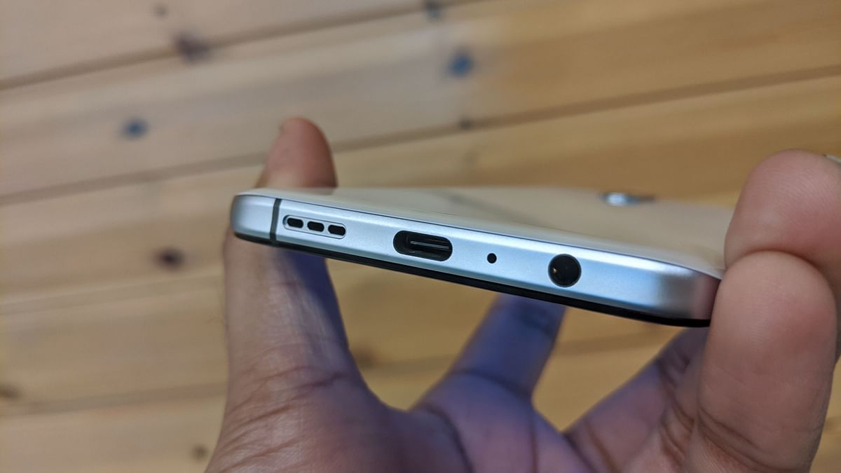 The latest USB Type-C standard has been accepted by most manufacturers, except for Apple, which has other ideas.