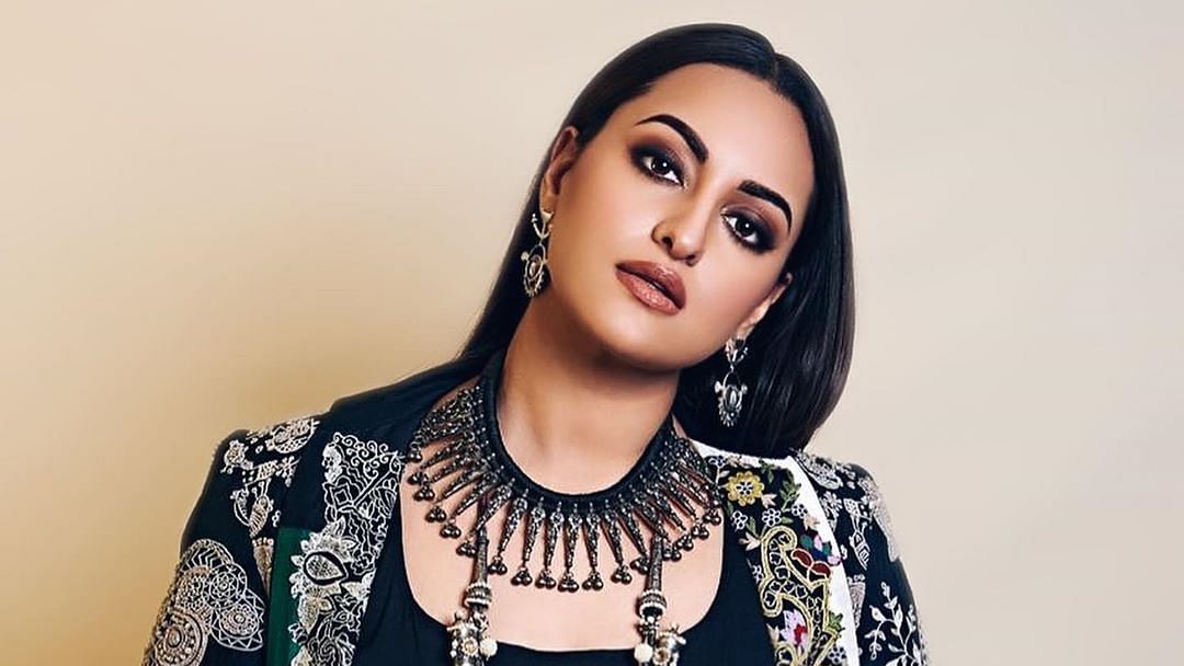 Sonakshi Sinha is using her art for the greater good of society!
